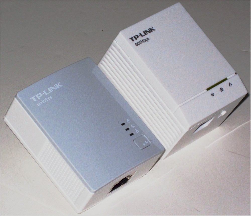 Product  TP-Link TL-PA4010 KIT - powerline adapter kit - wall